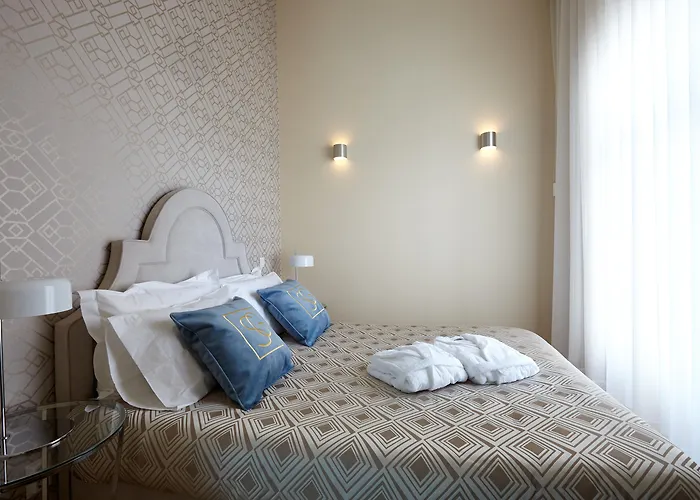 Signature Os Terceiros Hotel *